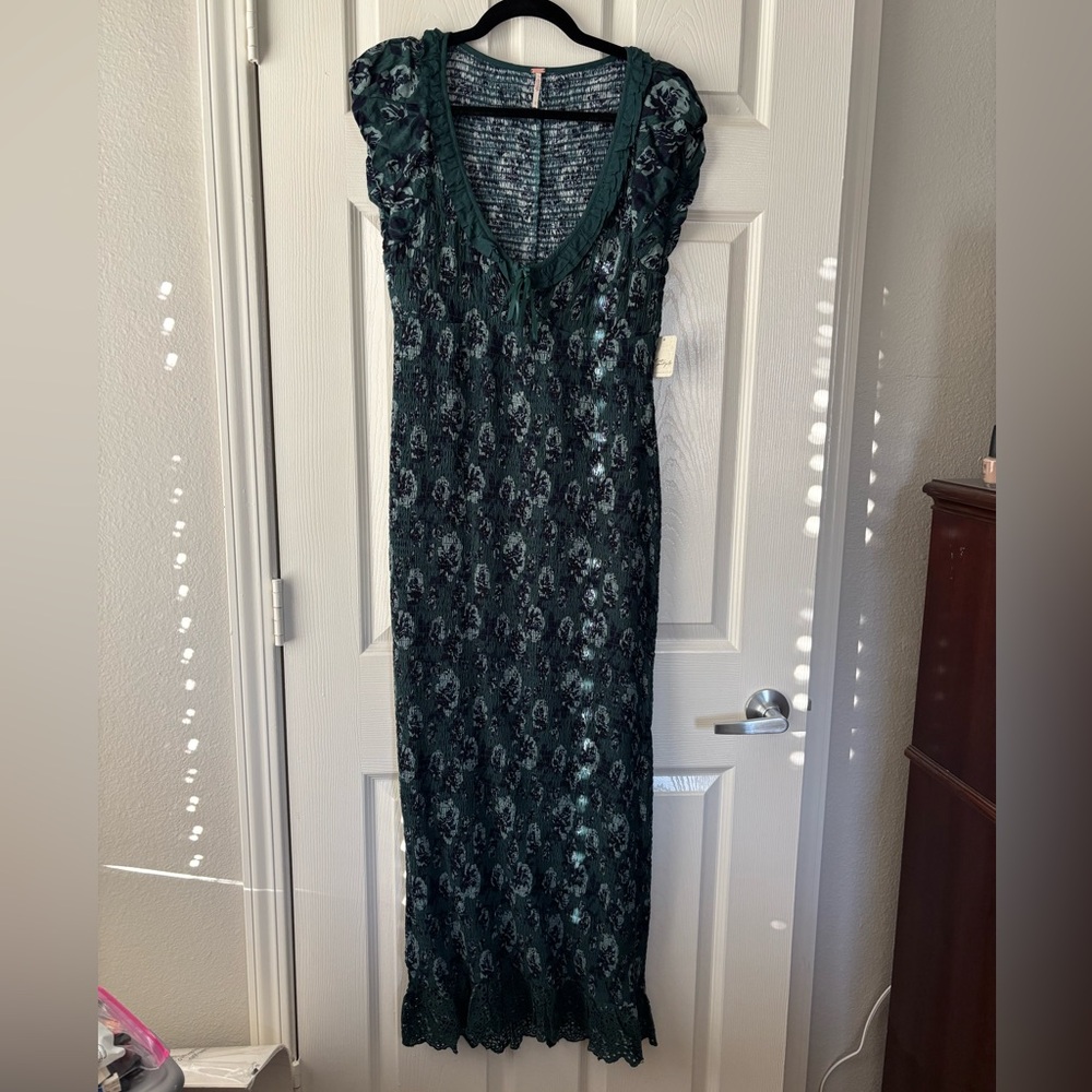 FREE PEOPLE McKenna Green Smocked Midi Dress